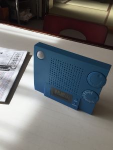 我が家の電池式ラジオ